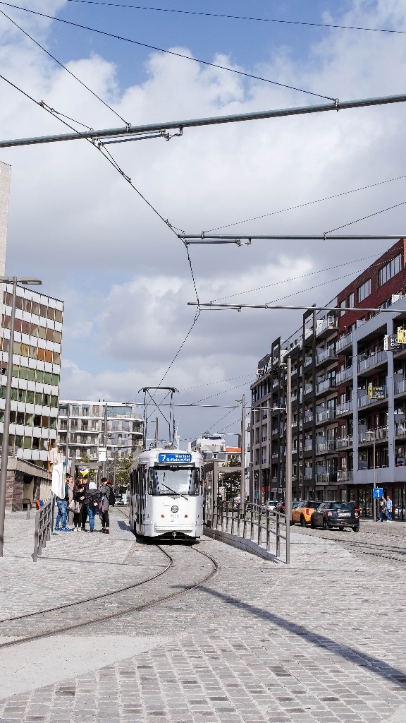urige Straßenbahn in Antwerpen 