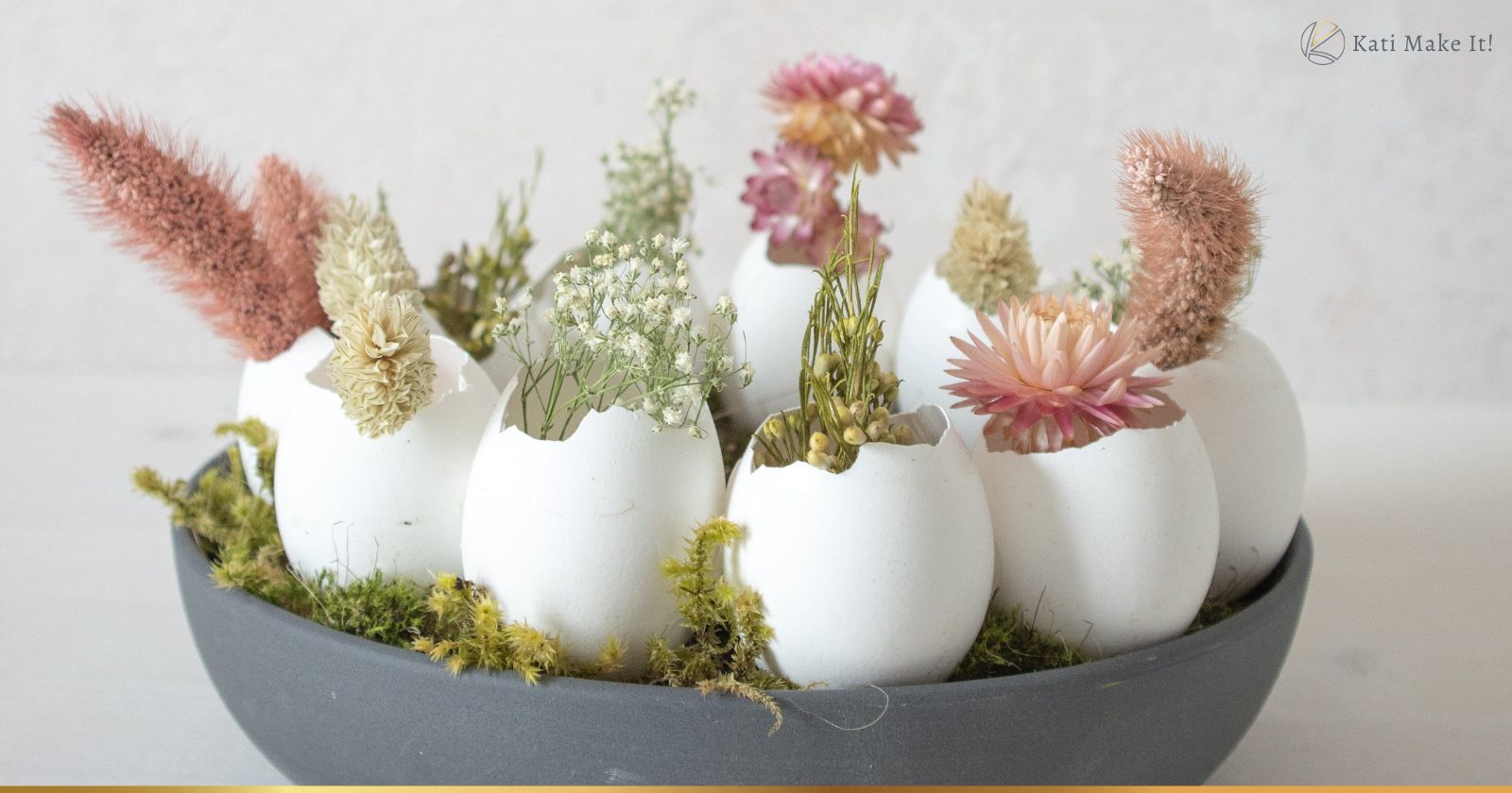 Osterdeko basteln : DIY Eierkranz aus Eierschalen & Trockenblumen