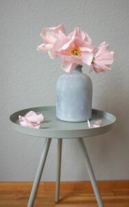 Papierblumen basteln: DIY Mohnblüten aus Krepppapier bekannt aus ARD Buffet | Kati Make It!